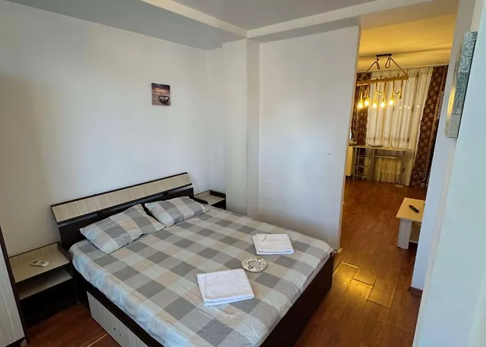 And Waves House 3* Constanţa