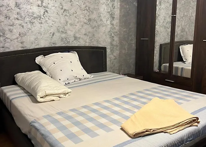 Hotel de apartamente And Waves House