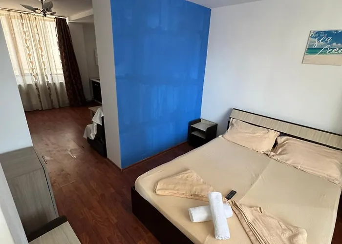 Hotel de apartamente And Waves House 3*