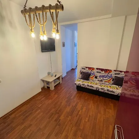 And Waves House アパートホテル