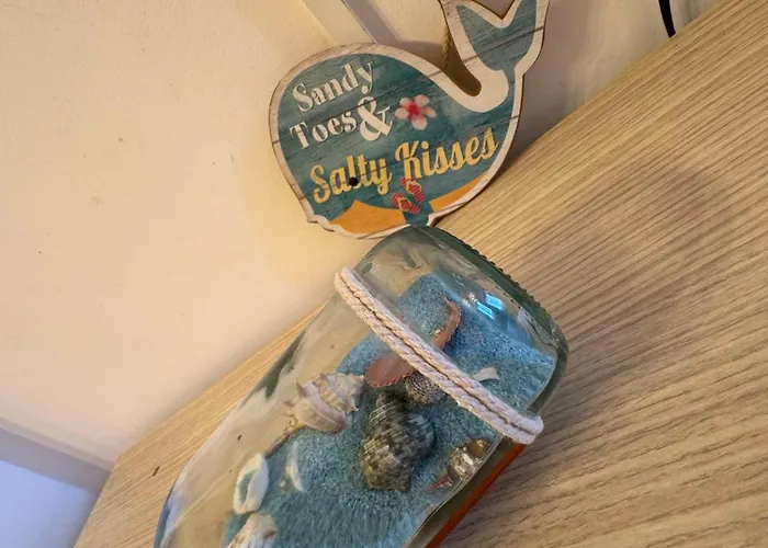 アパートホテル And Waves House