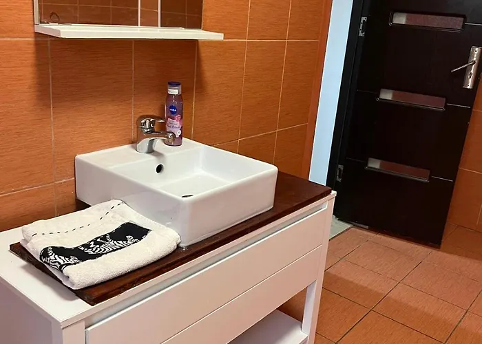 Aparthotel And Waves House 3*