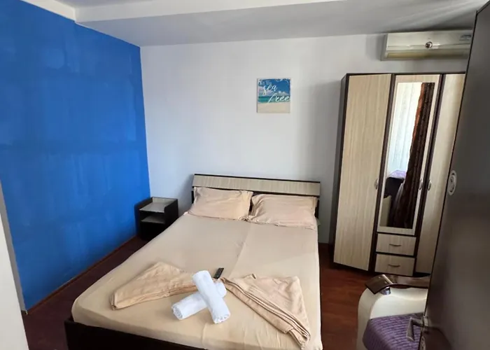 And Waves House Aparthotel Constanţa